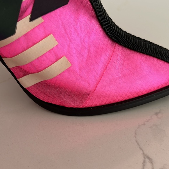 Geometric design, neon ankle boots - Picture 7 of 8